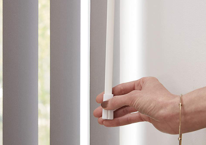 Vertical Blinds & Control Options